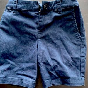 Boy’s Under Armour Navy Golf Shorts size 5